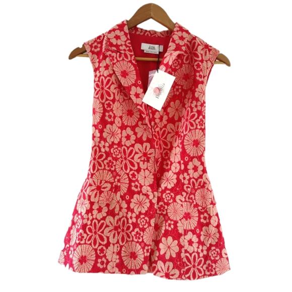 Love, bonito Caren lace tailored vest and culottes set, US2 - Picture 4 of 11